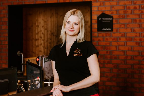 Laura administraator